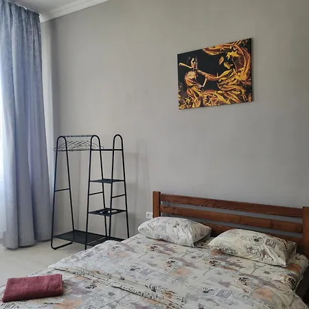 Apartment затишна оселя *