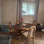 затишна оселя *
